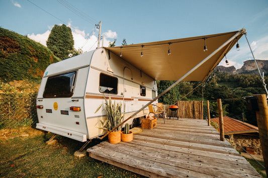 How To Fix Leaking Caravan Roof Using Liquid Rubber Sealant