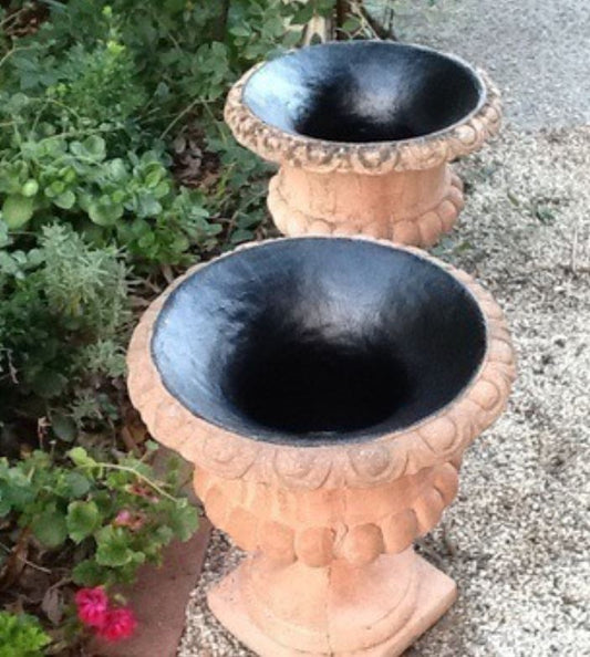 Waterproof Terracota Pots Using Liquid Rubber