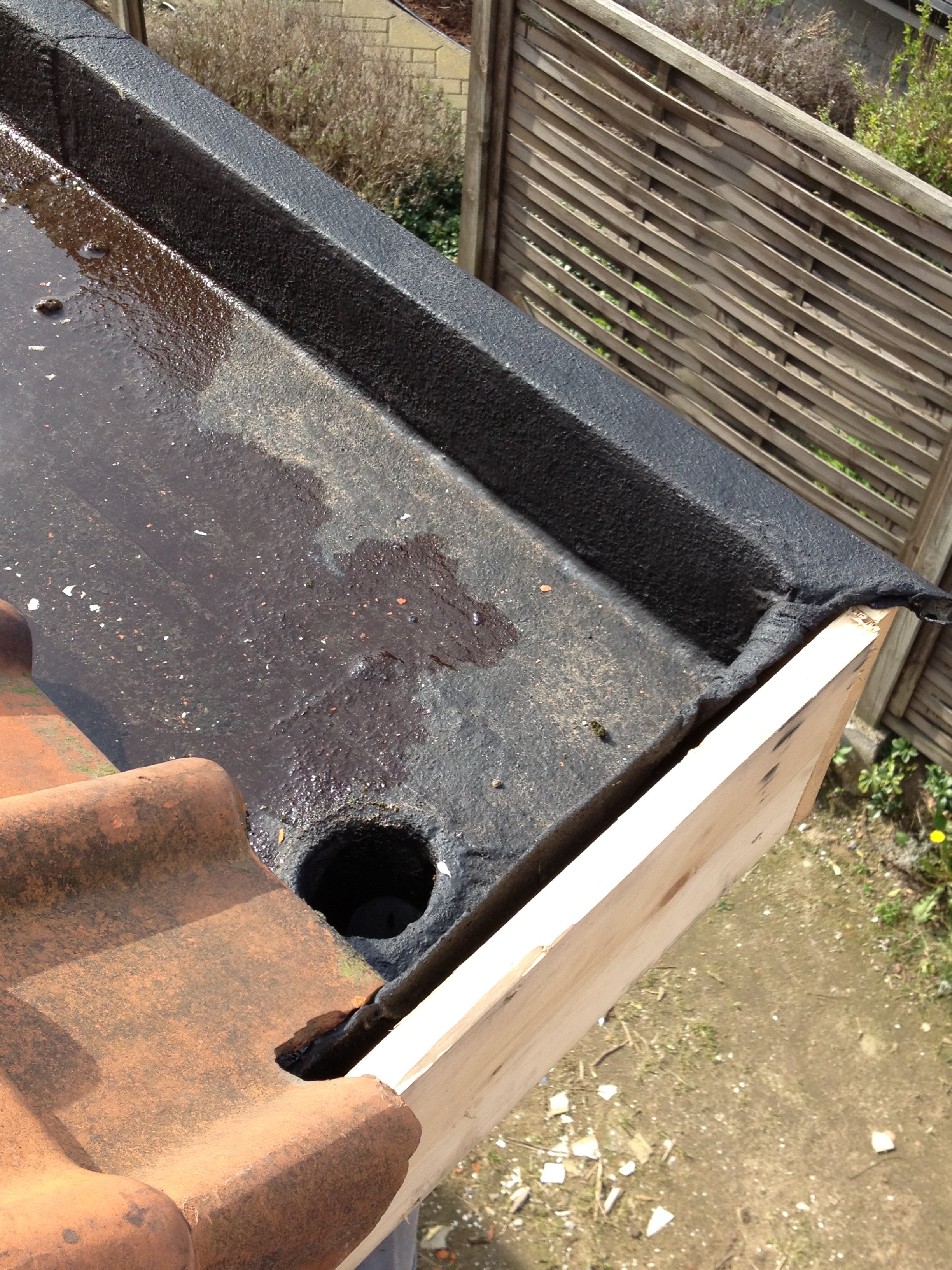 The Ultimate Solution for Leaking Gutters: Liquid Rubber – DIY ...